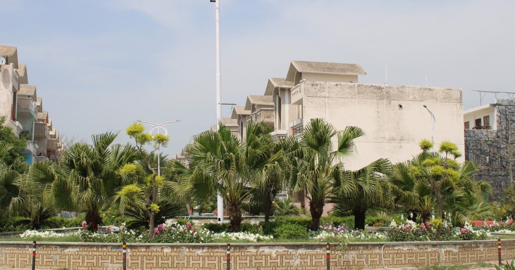 Ozone City- High-End Goods at Low Prices Ozone City is the largest town in the state.